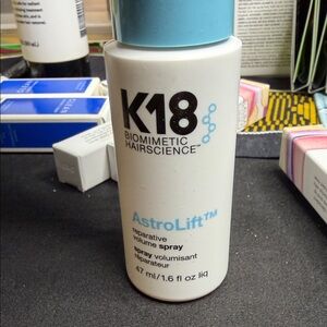 K18 AstroLift Reparative Volume Spray - White